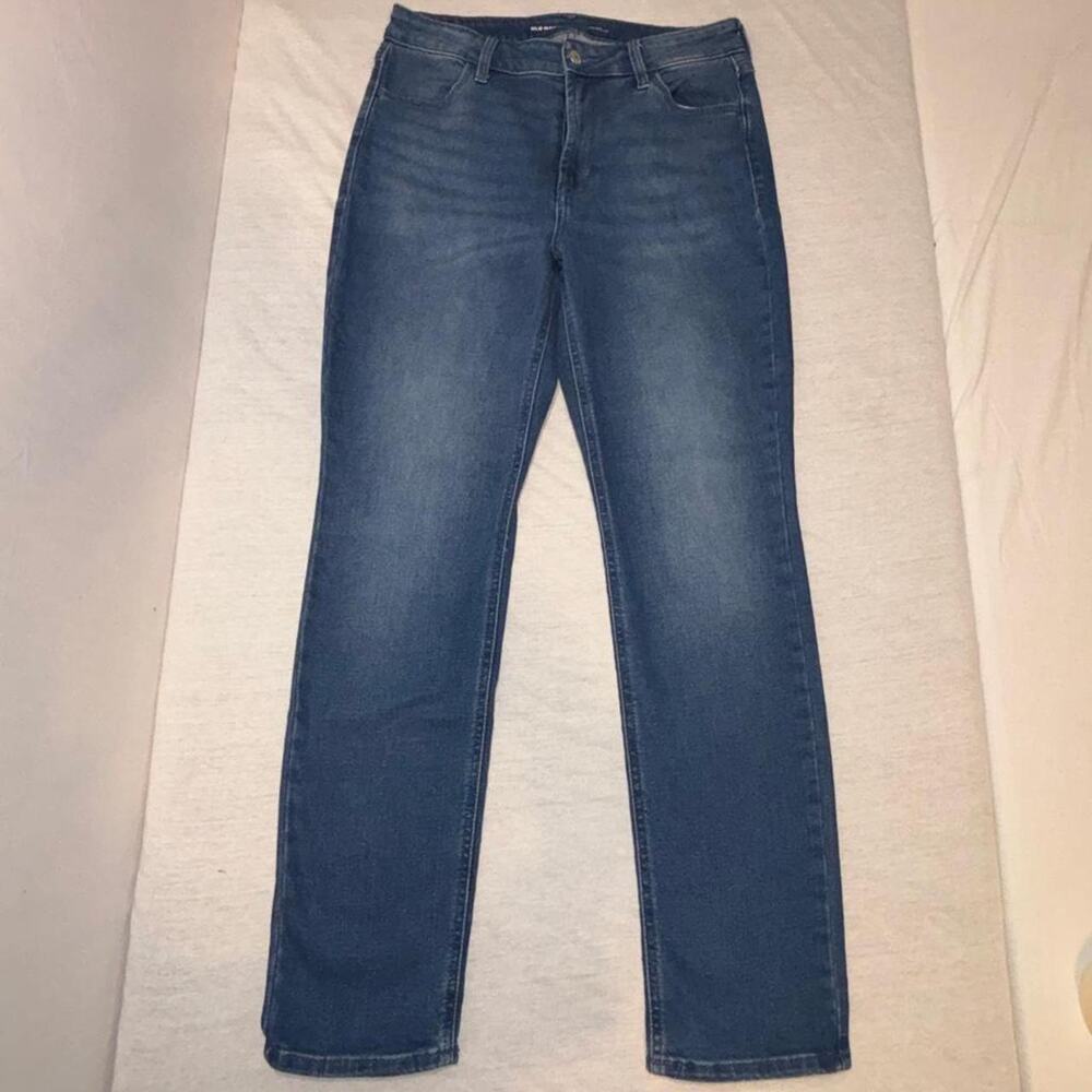 Old Navy High Rise Wow Straight Jeans in size 6 women’s
